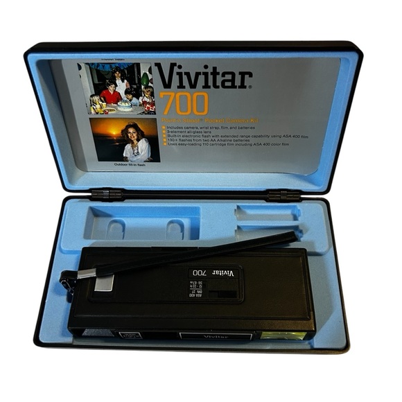 Vintage Vivitar 700 Point & Shoot Black Camera 24 MM 1:7 Lens - Picture 4 of 7